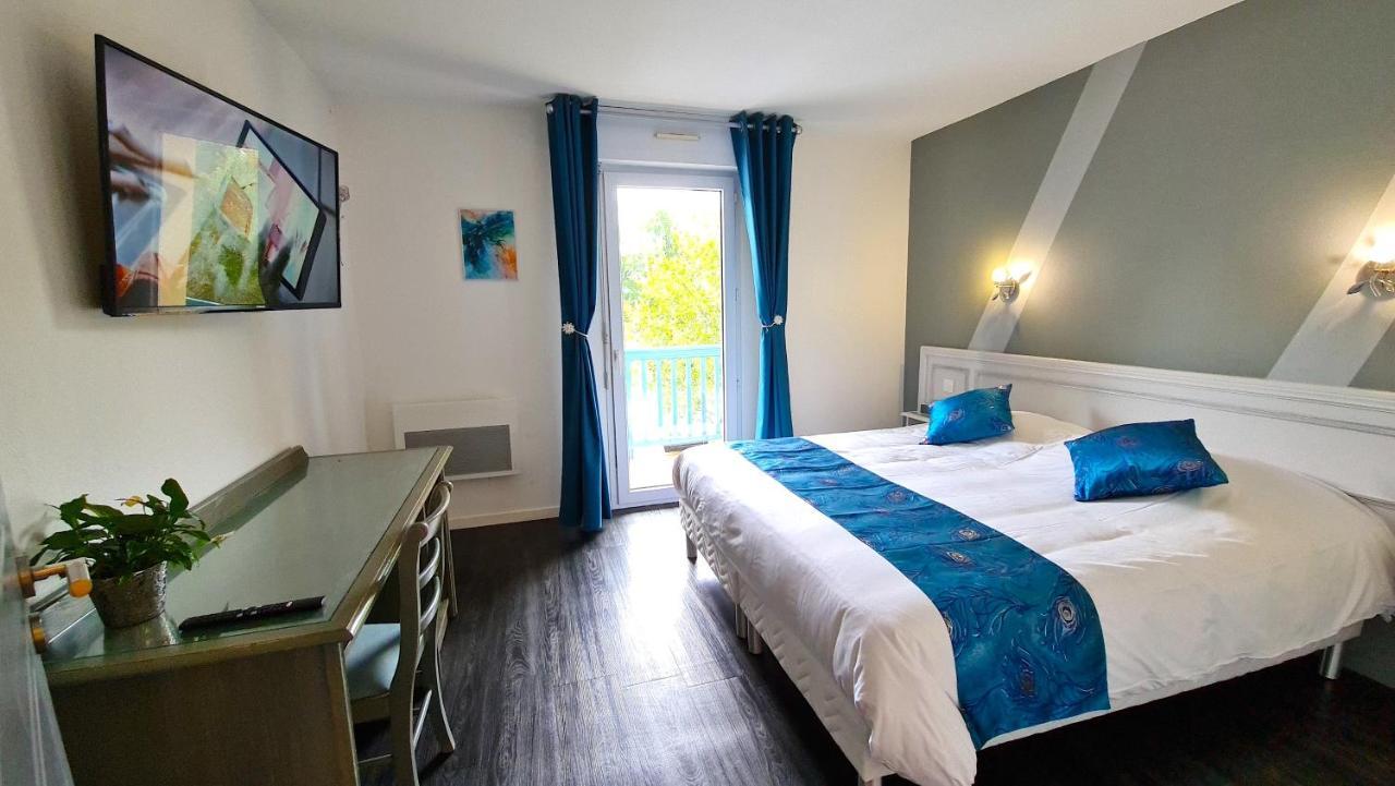 Fasthotel Oloron Hostellerie Du Paon Blanc Lurbe-Saint-Christau Dış mekan fotoğraf