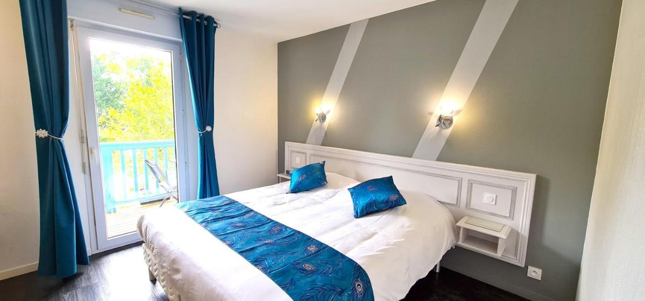 Fasthotel Oloron Hostellerie Du Paon Blanc Lurbe-Saint-Christau Dış mekan fotoğraf