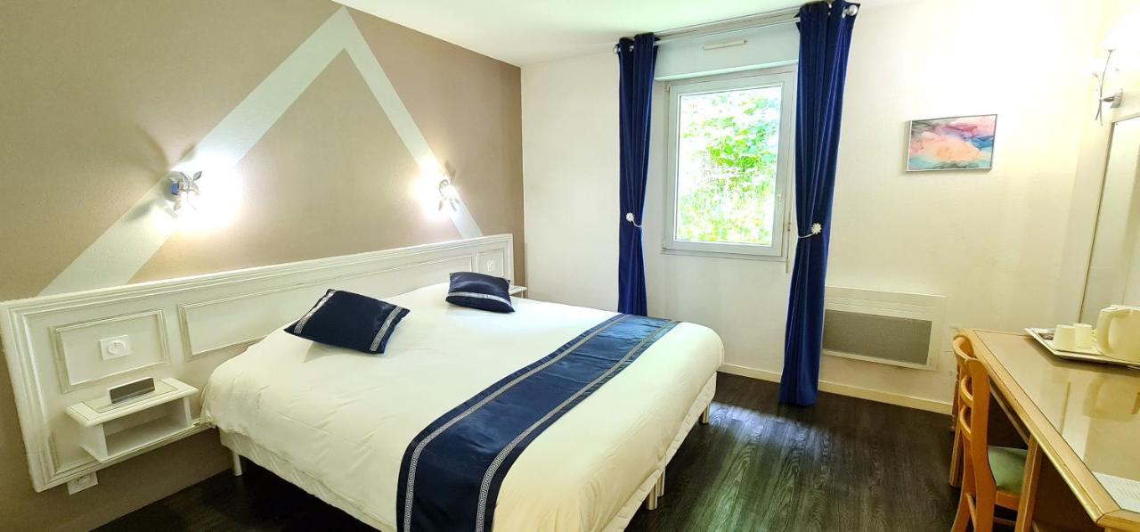 Fasthotel Oloron Hostellerie Du Paon Blanc Lurbe-Saint-Christau Dış mekan fotoğraf